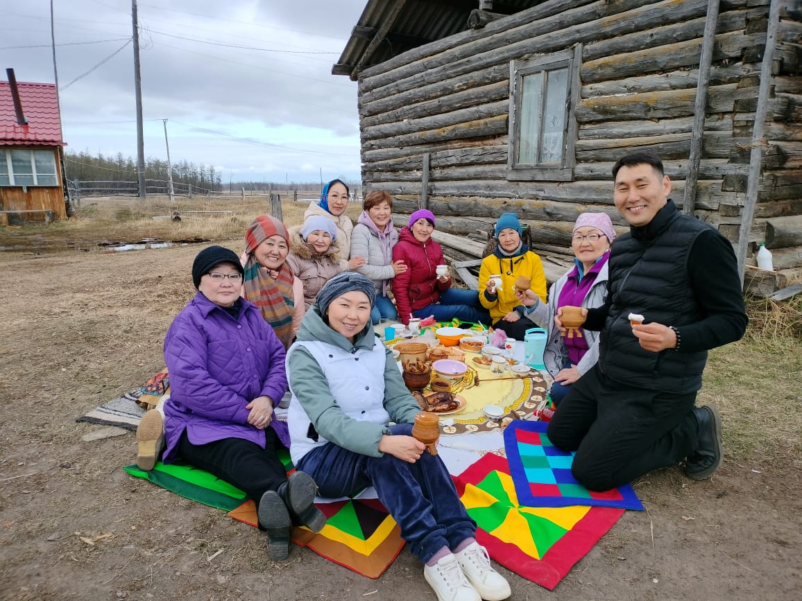 «Айыы Хотун»  үҥкүү түмсүүтэ НВК ханаал «Талбан» биэриитин кытта көрүстүлэр