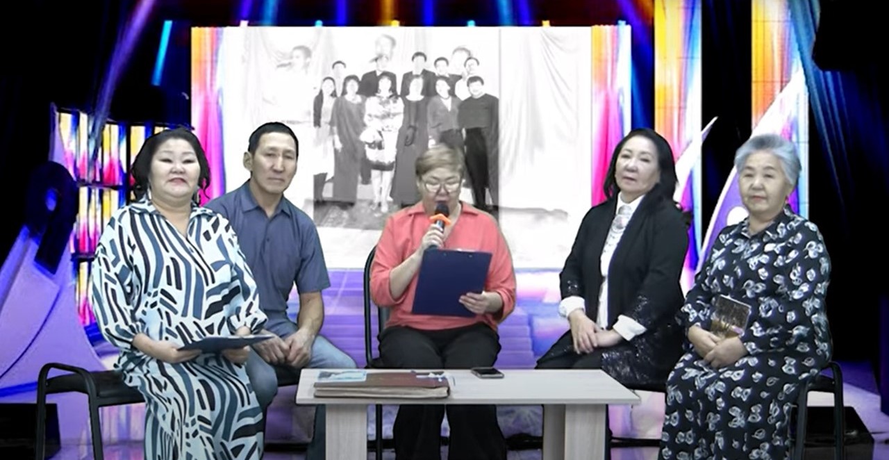 Хамаҕатта нэһилиэгин «Иэйии» мелодистар түмсүүлэрэ